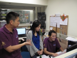 2010-08-07-innoyouth-cybercafe_12