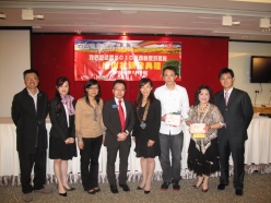 2010-03-04-red-pockets-award-ceremony_052
