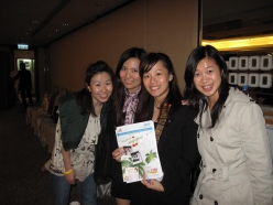 2010-03-04-red-pockets-award-ceremony_061