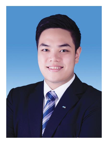 Howard Sze Howard Sze